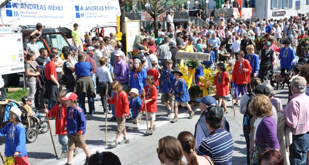 Festumzug agrischa Ilanz 2011 Schülergruppe (© BBV) Festumzug agrischa Ilanz 2011 Schülergruppe