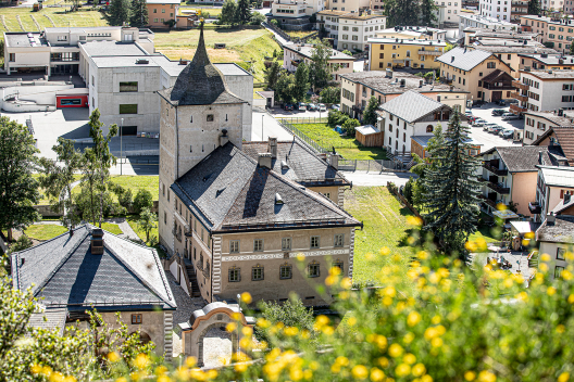Zernez - Nationalparkzentrum im Zentrum