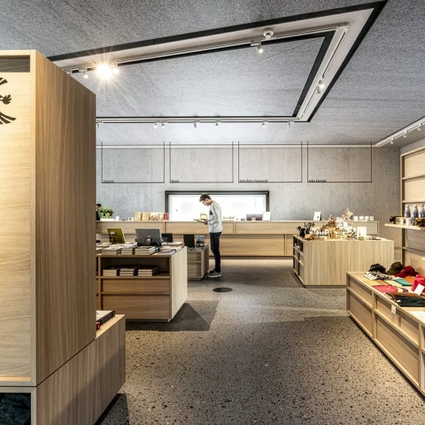 Gästeinformation Zernez im Nationalparkzentrum