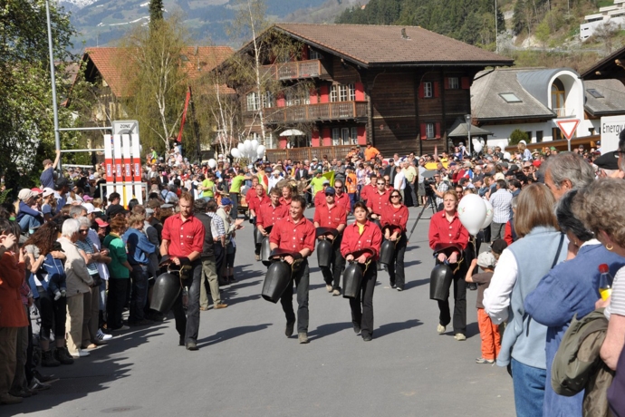 Festumzug agrischa Ilanz 2011 Schällner (© BBV) Festumzug agrischa Ilanz 2011 Schällner