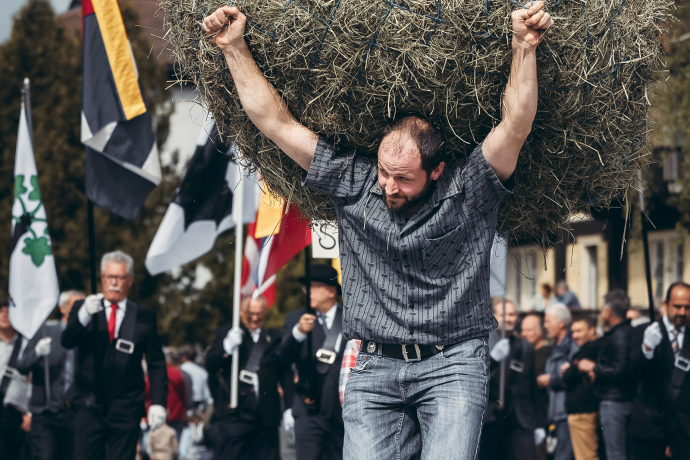 agrischa 2023 Festumzug Wildheuer Uri (© Tina Gerber) agrischa 2023 Festumzug Wildheuer Uri